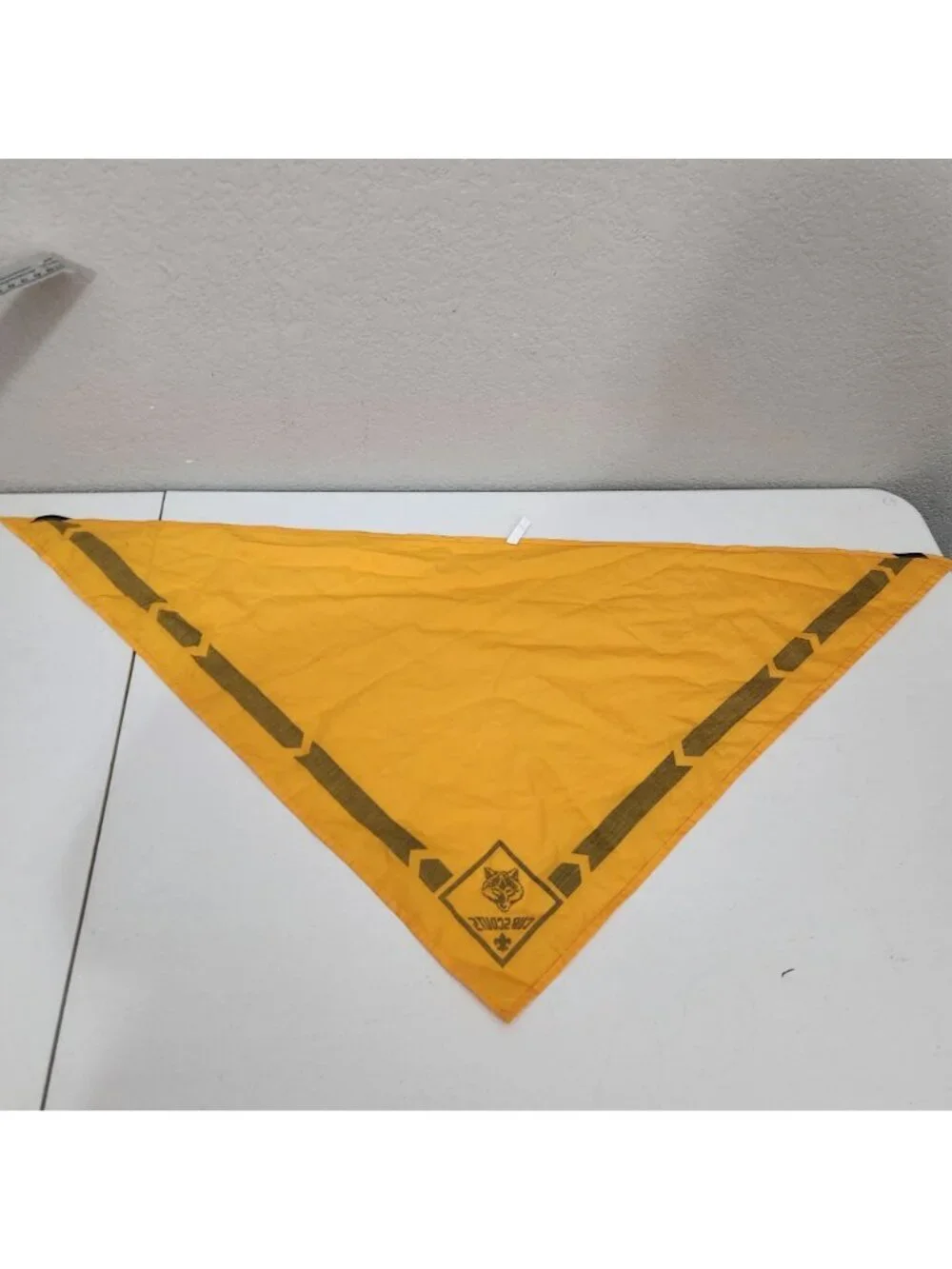 Cub Scouts Wolf Neckerchief Yellow & Blue Triangle Scarf With Wolf Logo For Yout